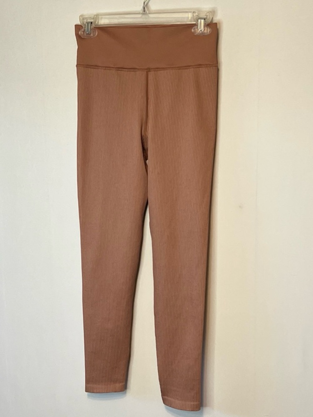 OFFLINE by Aerie Leggings Women's M High Rise Ankle Nylon Polyester Spandex.